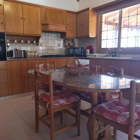 Aristotelous House - 3 Bedroom * Agios Therapon