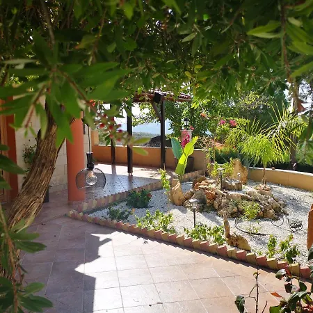 Aristotelous House - 3 Bedroom Agios Therapon