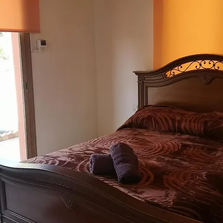Aristotelous House - 3 Bedroom *