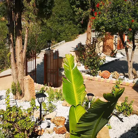 Ferienhaus Aristotelous House - 3 Bedroom Saint Therapon